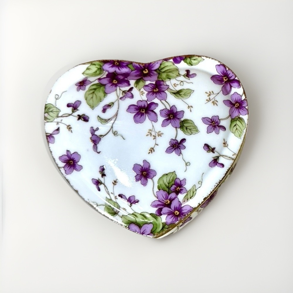 Lefton 1991 Porcelain Heart Shaped Music Box Purple Violets Lara's Theme 08016